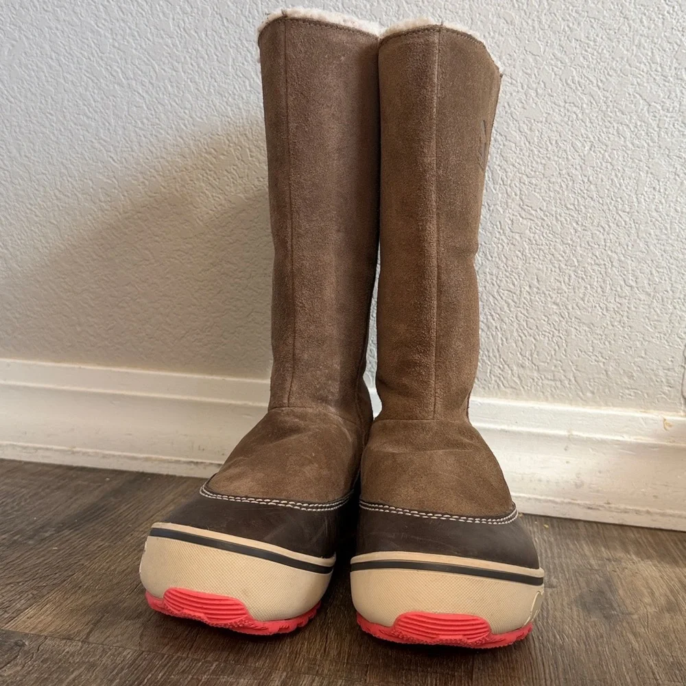Sorel Winter Boots Women’s 6.5 Suede Waterproof fur lined - Picture 2 of 10
